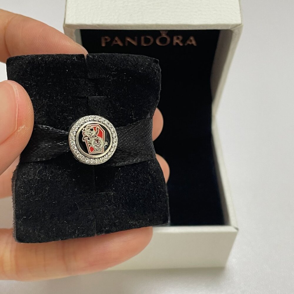 Pandora Halloween 5K Half Marathon 2024 charm